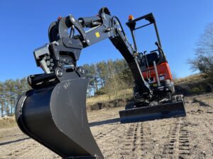 Eurocomach 12 ZT minigraver med Compacttilt tiltfæste